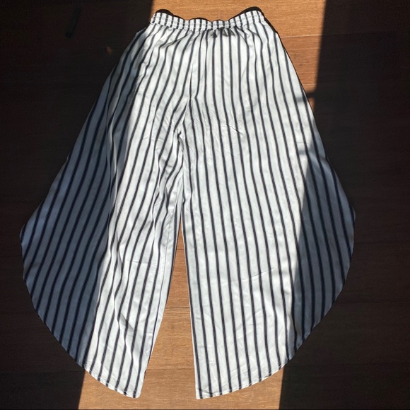 Mahina Slitted Striped Pants - Picture 7 of 7